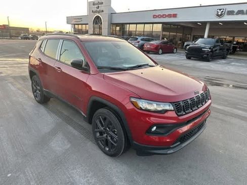 New 2026 Jeep Compass Latitude image 16