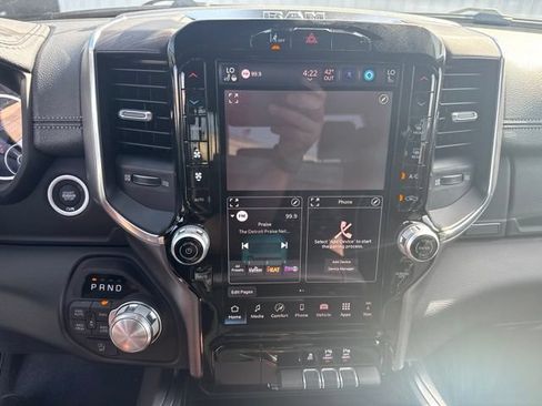 Used 2026 RAM 1500 Laramie AWD/4WD image 16