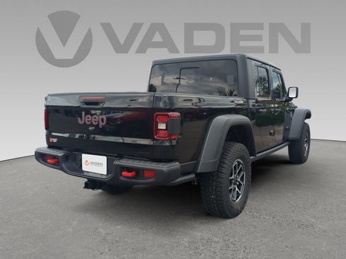 New 2025 Jeep Gladiator Rubicon image 22