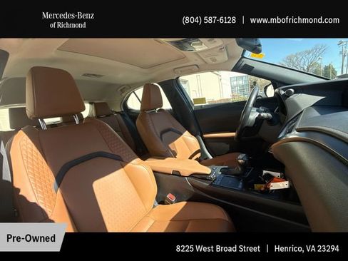 Used 2021 Lexus UX 200 200 Base w/ Accessory Package (Z1) image 14