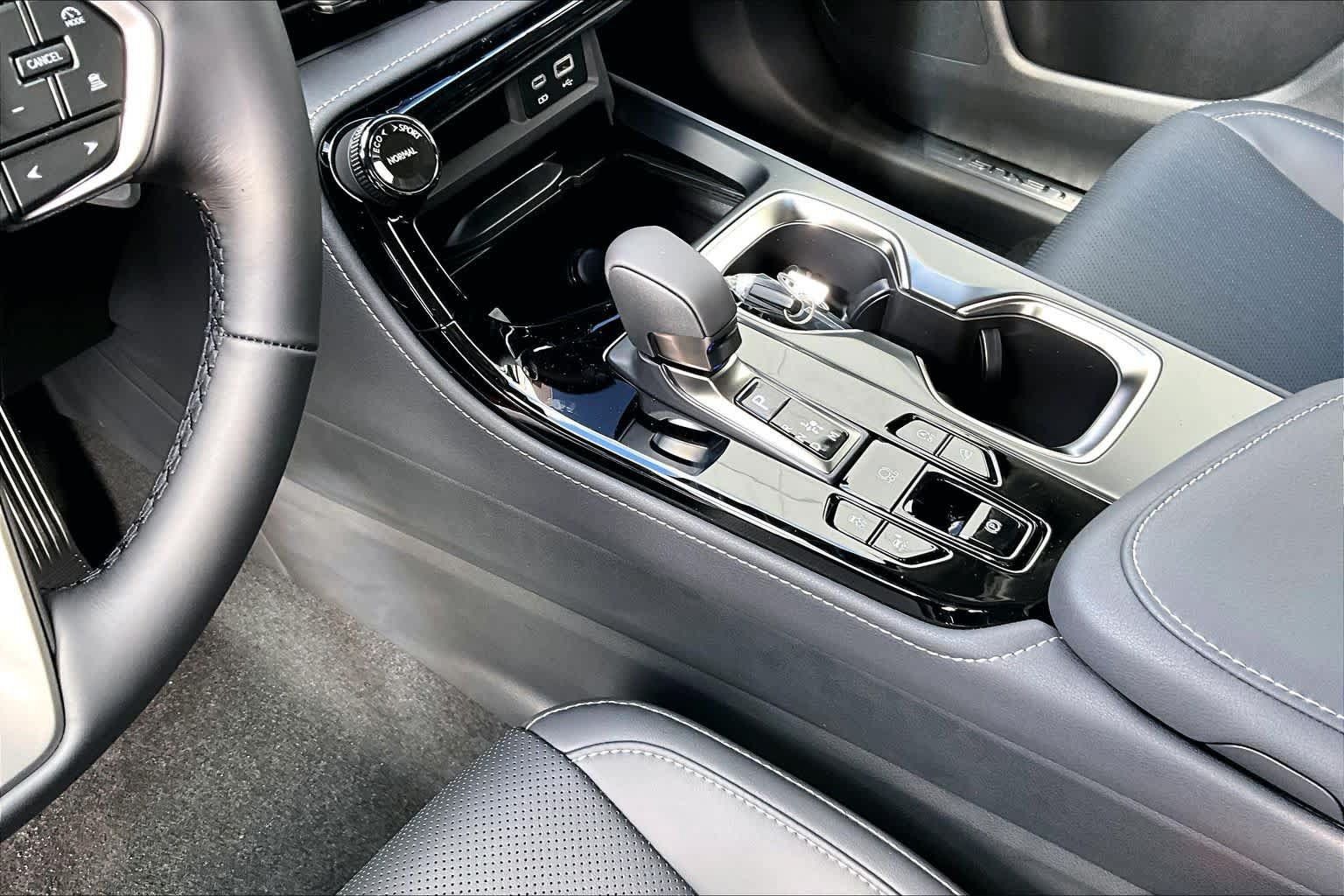 New 2026 Lexus NX 350 AWD w/ Accessory Package (2T) image 8