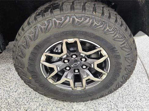 New 2026 Chevrolet Colorado ZR2 AWD/4WD image 13