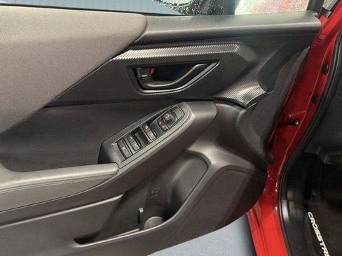 Certified 2024 Subaru Crosstrek 2.0i Premium image 12