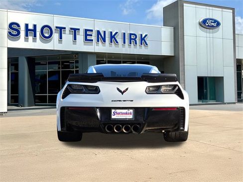 Used 2019 Chevrolet Corvette Z06 image 8