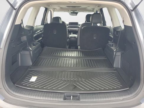 Used 2022 Kia Telluride S FWD image 17