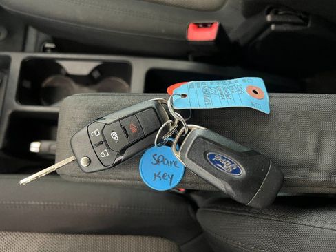 Used 2019 Ford Transit Connect XL FWD image 28