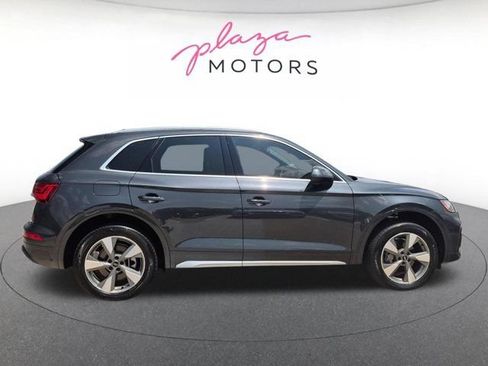 Certified 2023 Audi Q5 2.0T Premium w/ Convenience Package AWD/4WD image 4