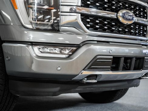 Certified 2022 Ford F150 Platinum w/ FX4 Off-Road Package image 11