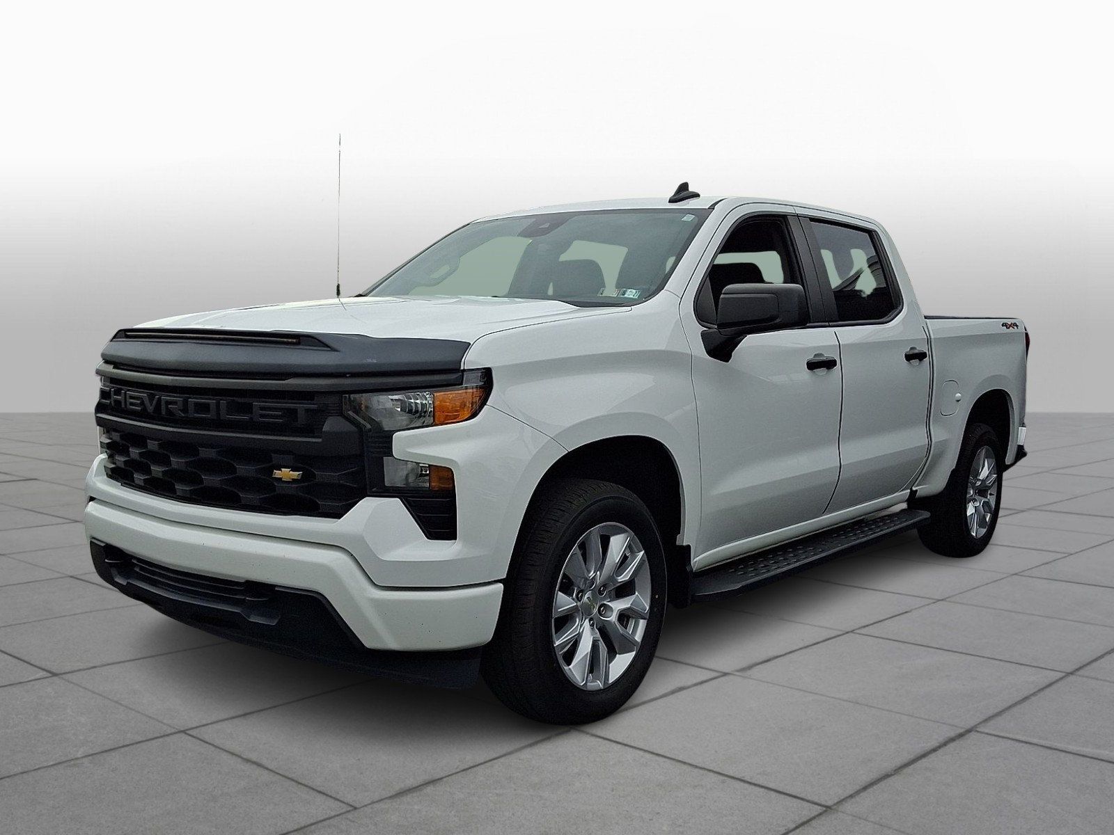 Used 2023 Chevrolet Silverado 1500 Custom AWD/4WD image 4