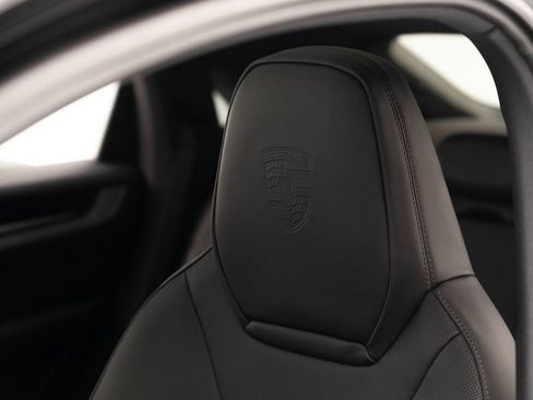 New 2026 Porsche Cayenne E-Hybrid Coupe image 19