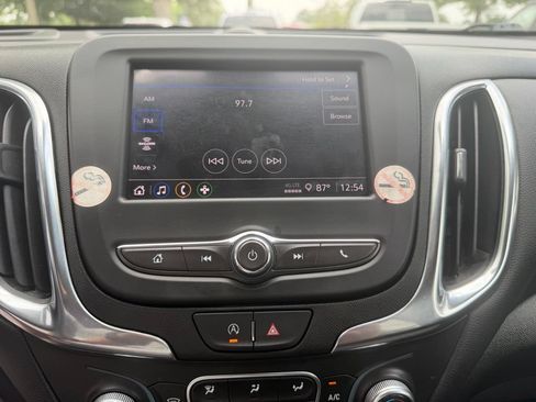 Used 2024 Chevrolet Equinox LT FWD image 26