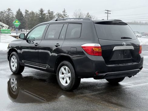 Used 2010 Toyota Highlander 2WD image 8