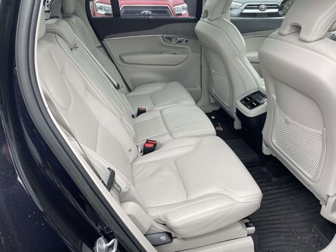 Used 2023 Volvo XC90 B6 Ultimate image 43