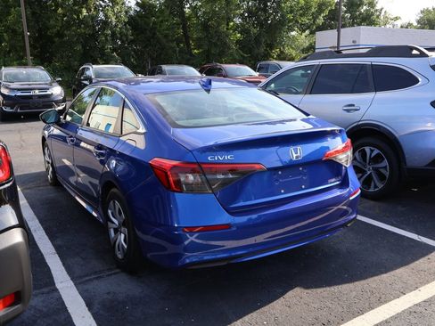 Used 2023 Honda Civic LX image 4