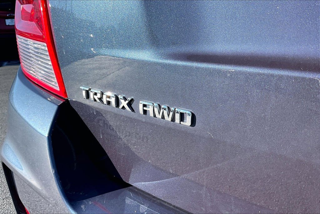Used 2019 Chevrolet Trax LS AWD/4WD image 8