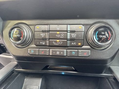 Used 2019 Ford F150 Raptor w/ Equipment Group 802A Luxury AWD/4WD image 33