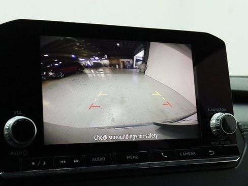 Used 2023 Mitsubishi Outlander ES FWD image 15