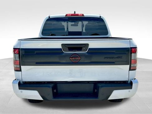 Certified 2025 Nissan Frontier PRO-4X AWD/4WD image 8