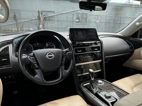 Used 2024 Nissan Armada Platinum AWD/4WD image 16