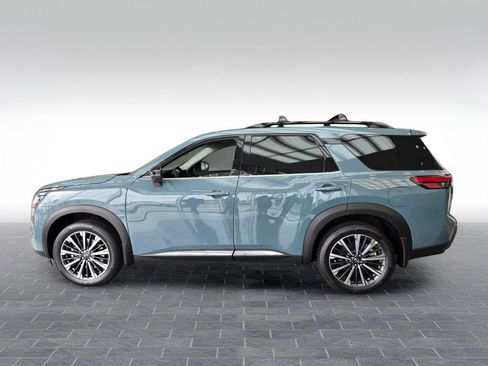 New 2026 Nissan Pathfinder Platinum AWD/4WD image 3