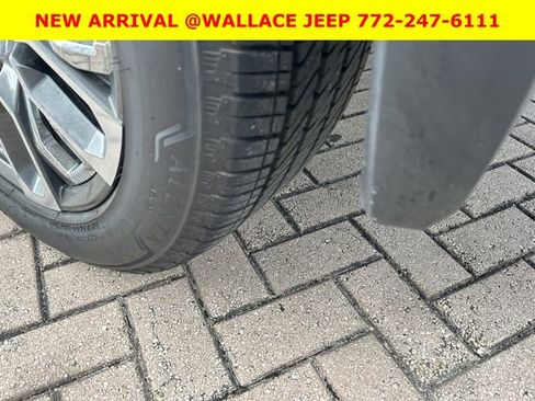 Used 2025 GMC Sierra 1500 Denali Ultimate image 14