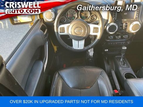 Used 2015 Jeep Wrangler Unlimited Sahara image 31
