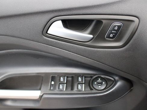 Used 2019 Ford Escape SE AWD/4WD image 15