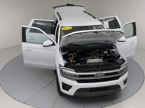 Certified 2024 Ford Expedition XLT AWD/4WD image 48