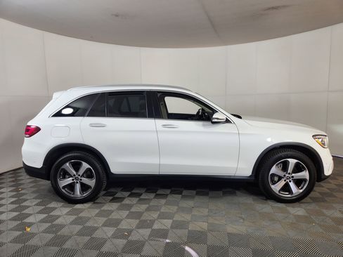 Used 2022 Mercedes-Benz GLC 300 image 8