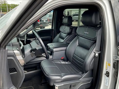 Used 2025 Ford F450 Platinum AWD/4WD image 23