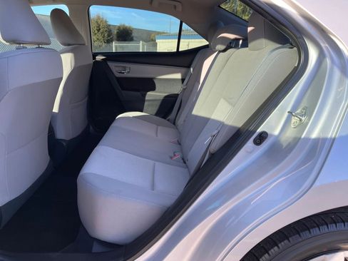 Used 2014 Toyota Corolla LE image 18
