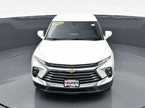 Used 2024 Chevrolet Blazer Premier w/ Driver Confidence II Package image 28