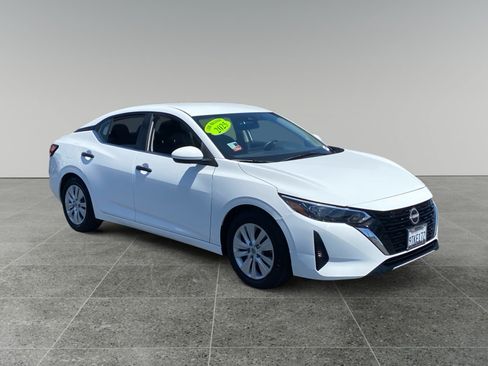 Used 2025 Nissan Sentra S FWD image 7