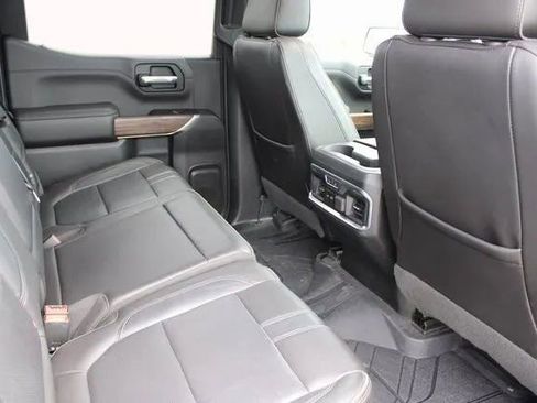 Used 2019 Chevrolet Silverado 1500 High Country w/ Technology Package image 24