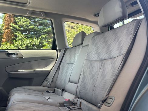 Used 2010 Subaru Forester 2.5X Premium AWD/4WD image 16
