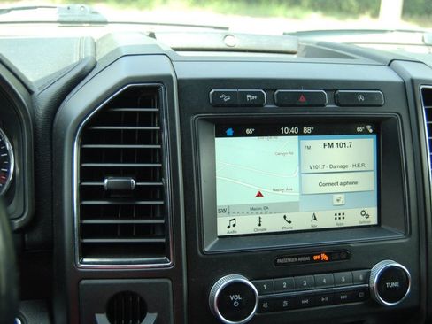 Used 2018 Ford Expedition Max Limited AWD/4WD image 17