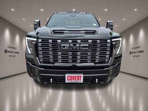 New 2026 GMC Sierra 2500 Denali Ultimate AWD/4WD image 2