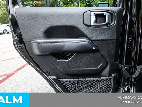 Used 2023 Jeep Gladiator Overland AWD/4WD image 39
