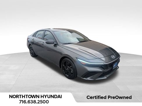 Used 2026 Hyundai Elantra Sport FWD image 11
