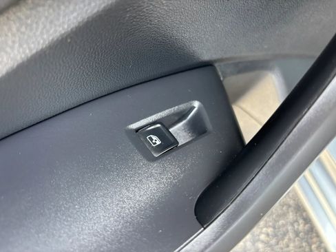 Used 2019 Volkswagen Jetta SEL w/ Cold Weather Package FWD image 66