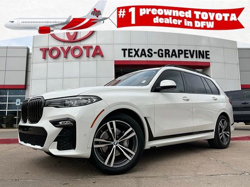 Used 2022 BMW X7 xDrive40i w/ M Sport Package image 1