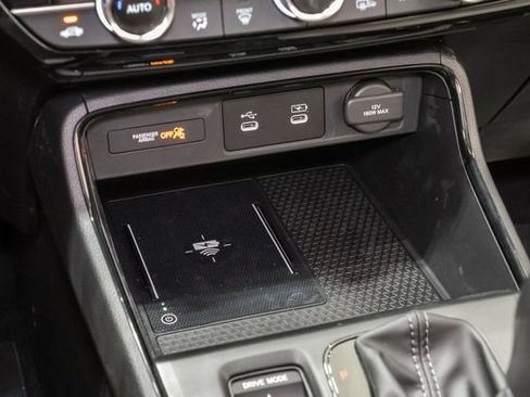Used 2026 Honda CR-V EX-L image 17