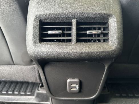 Certified 2022 Chevrolet Equinox RS AWD/4WD image 29