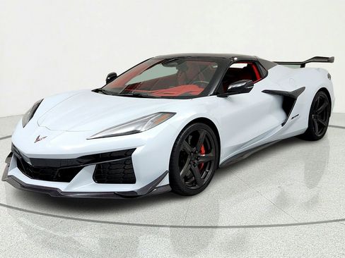 Used 2024 Chevrolet Corvette Z06 w/ Stealth Interior Trim Package RWD image 1