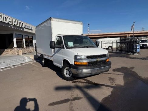 Used 2020 Chevrolet Express 3500 w/ Power Convenience Package image 25