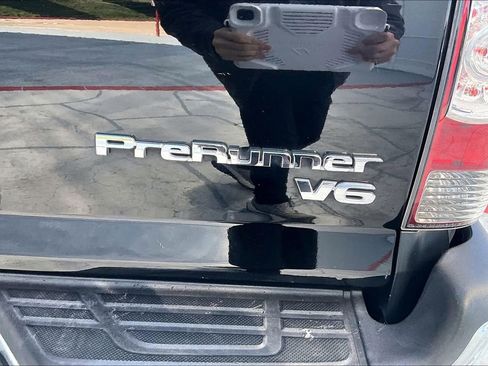 Used 2013 Toyota Tacoma PreRunner w/ Limited Pkg image 22