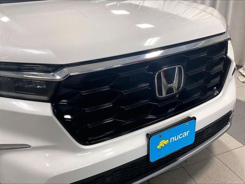 Used 2024 Honda Pilot Touring image 32