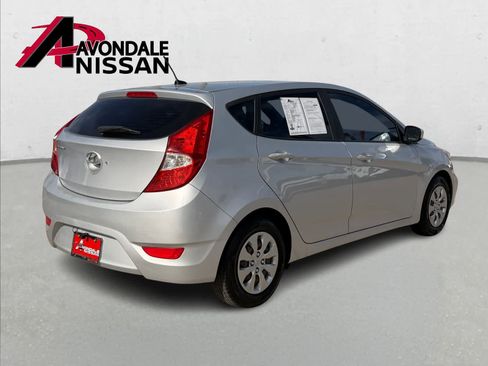 Used 2017 Hyundai Accent SE image 5