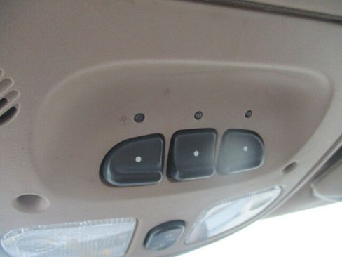 Used 2008 Chevrolet Malibu LTZ w/ Rear Power Package image 35