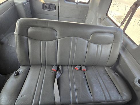 Used 2006 Chevrolet Express 1500 LS AWD/4WD image 27